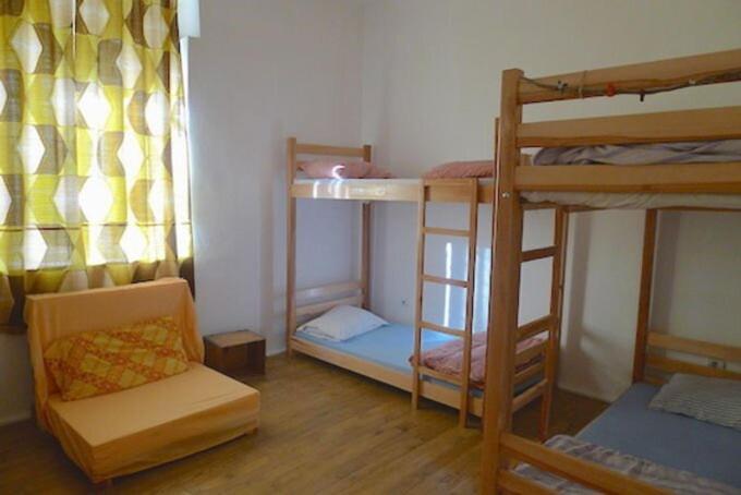 Backpacker Tirana
