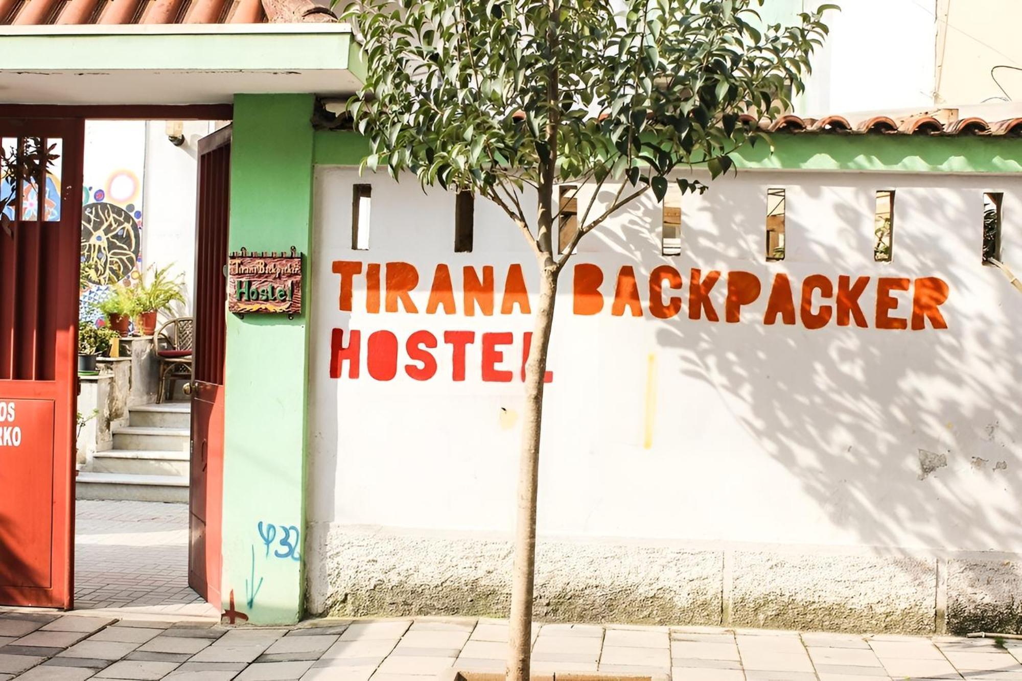Backpacker Hostel *